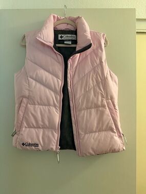 Columbia Light Pink Quilted Puffer Vest